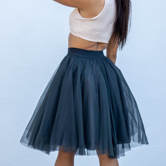 Over the Knee Dark Gray tutu - Picture 5 of 8